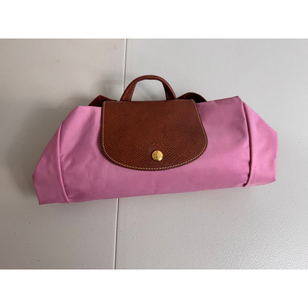 Longchamp Le Pliage pink nylon backpack tan leather flap gold tone hardware zips - Picture 9 of 10